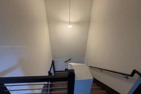 Снять в аренду таунхаус в Майами-Лейкс, Флорида 3 спальни, 161.93м2, № 2058021 - фото 22