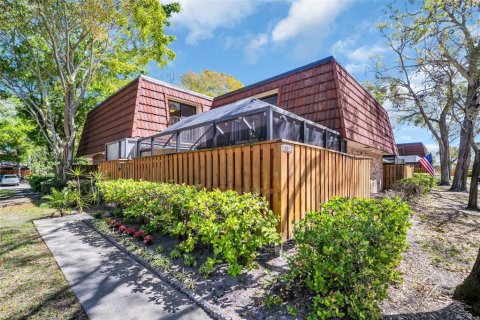 Touwnhouse à vendre à Palm Harbor, Floride: 2 chambres, 124.86 m2 № 1734592 - photo 2
