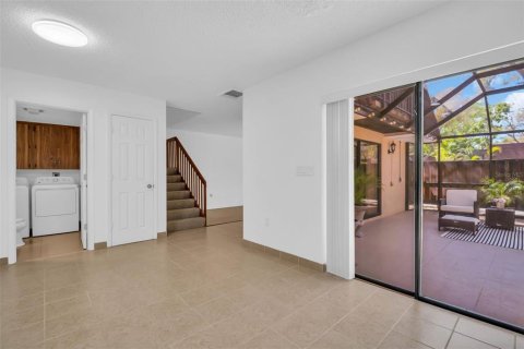 Touwnhouse à vendre à Palm Harbor, Floride: 2 chambres, 124.86 m2 № 1734592 - photo 10