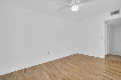 Touwnhouse à vendre à Palm Harbor, Floride: 2 chambres, 124.86 m2 № 1734592 - photo 30