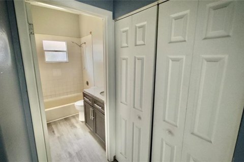 Купить коммерческую недвижимость в Тампа, Флорида 4 спальни, 137.87м2, № 1786195 - фото 8