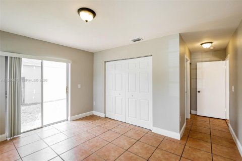 Villa ou maison à louer à Cutler Bay, Floride: 3 chambres, 110.09 m2 № 2168603 - photo 10