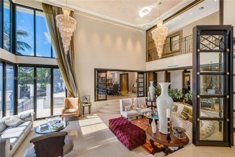 Villa ou maison à vendre à Coral Gables, Floride: 8 chambres, 931.35 m2 № 2031668 - photo 8