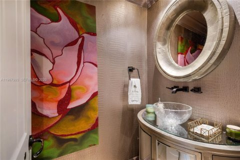 Villa ou maison à vendre à Coral Gables, Floride: 8 chambres, 931.35 m2 № 2031668 - photo 26