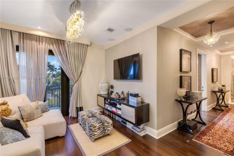 Villa ou maison à vendre à Coral Gables, Floride: 8 chambres, 931.35 m2 № 2031668 - photo 19