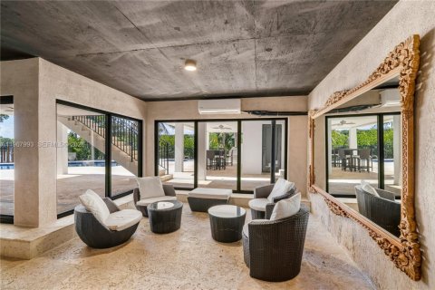 Villa ou maison à vendre à Coral Gables, Floride: 8 chambres, 931.35 m2 № 2031668 - photo 17