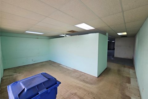 Propiedad comercial en alquiler en Venice, Florida, 633.41 m2 № 1773102 - foto 3