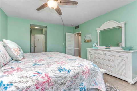 Condo in Clearwater, Florida, 2 bedrooms  № 2101552 - photo 23