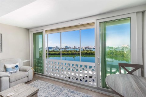 Condo in Clearwater, Florida, 2 bedrooms  № 2101552 - photo 26