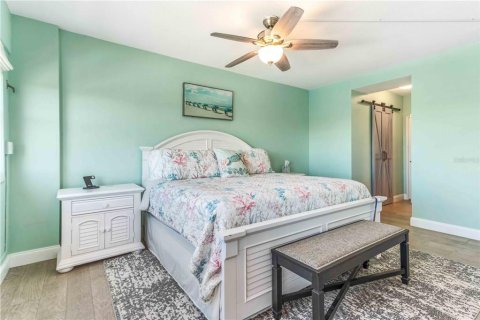 Condo in Clearwater, Florida, 2 bedrooms  № 2101552 - photo 22