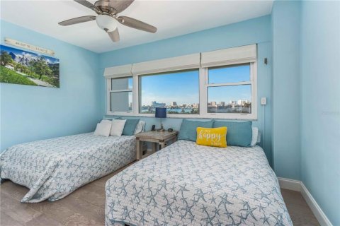 Condo in Clearwater, Florida, 2 bedrooms  № 2101552 - photo 14
