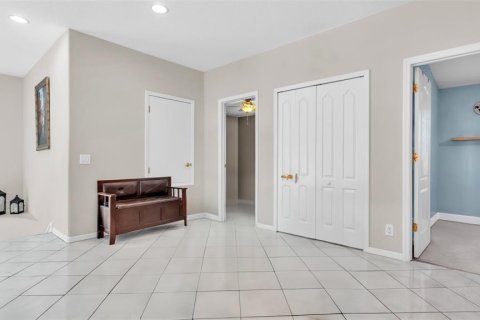 Casa en alquiler en Tampa, Florida, 4 dormitorios, 327.02 m2 № 1895162 - foto 27