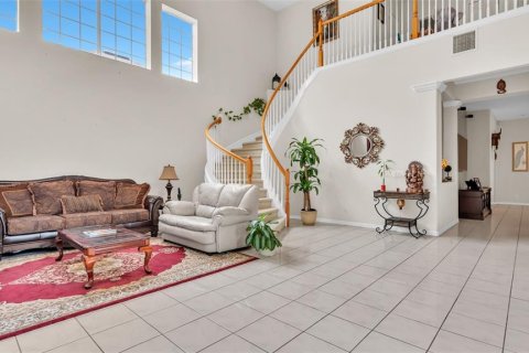 Casa en alquiler en Tampa, Florida, 4 dormitorios, 327.02 m2 № 1895162 - foto 5