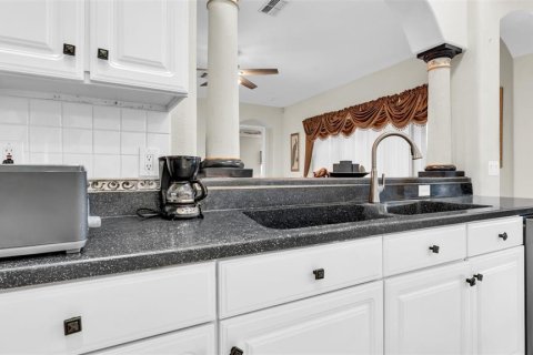Casa en alquiler en Tampa, Florida, 4 dormitorios, 327.02 m2 № 1895162 - foto 26