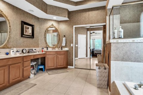 Casa en alquiler en Tampa, Florida, 4 dormitorios, 327.02 m2 № 1895162 - foto 20