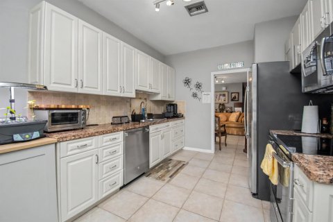 Villa ou maison à louer à Boca Raton, Floride: 3 chambres, 164.9 m2 № 2176760 - photo 21