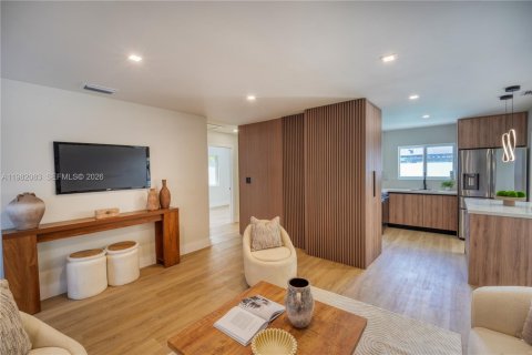 House in Pompano Beach, Florida 3 bedrooms, 103.77 sq.m. № 2049547 - photo 7