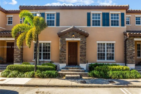 Touwnhouse à Miami, Floride 3 chambres, 149.39 m2 № 2004395