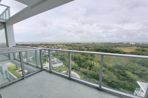 Condo in Sunrise, Florida, 3 bedrooms  № 1774331 - photo 22