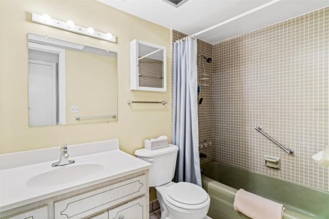 Купить кондоминиум в Беллеэйр Блафс, Флорида 4 комнаты, 105.26м2, № 1612537 - фото 23