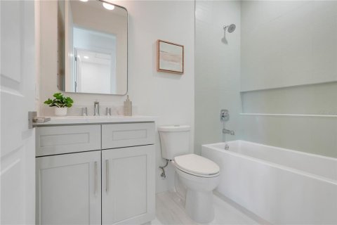 House in Hernando Beach, Florida 4 bedrooms, 199.74 sq.m. № 1650581 - photo 23
