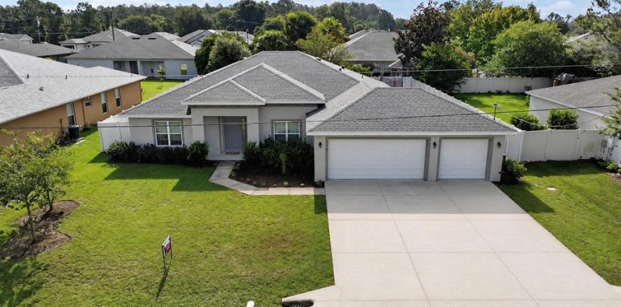 House in Palm Coast, Florida 3 bedrooms, 196.67 sq.m. № 2209144