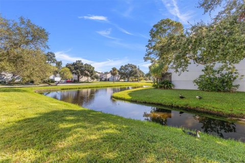 Touwnhouse à louer à Largo, Floride: 2 chambres, 103.86 m2 № 2150560 - photo 18