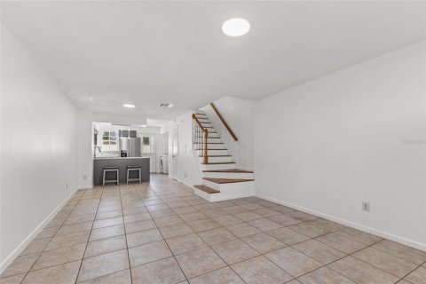 Touwnhouse à louer à Largo, Floride: 2 chambres, 103.86 m2 № 2150560 - photo 7