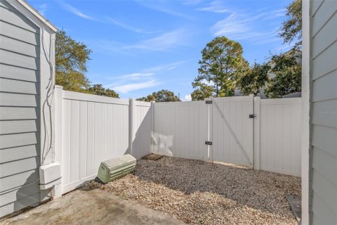Touwnhouse à louer à Largo, Floride: 2 chambres, 103.86 m2 № 2150560 - photo 16