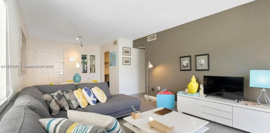 Condo à Coral Gables, Floride, 1 chambre № 1892295