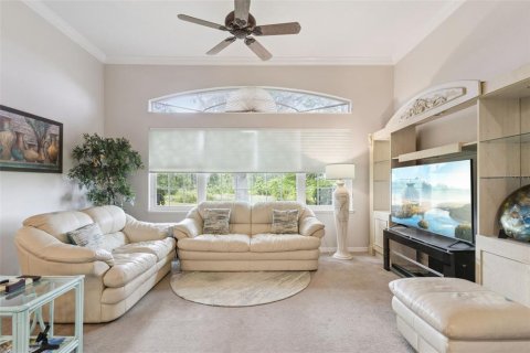 Casa en venta en Leesburg, Florida, 3 dormitorios, 214.79 m2 № 2216553 - foto 9