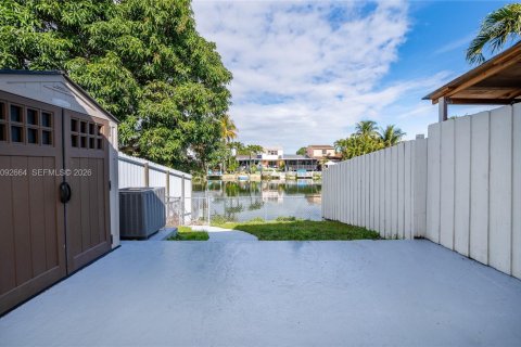 Touwnhouse à louer à Hialeah, Floride: 3 chambres, 120.03 m2 № 2388040 - photo 19