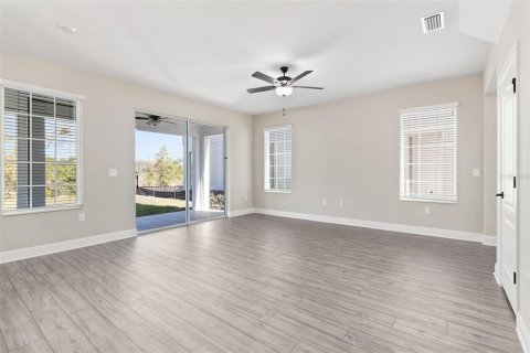 Casa en venta en Kissimmee, Florida, 4 dormitorios, 190.54 m2 № 1716847 - foto 3