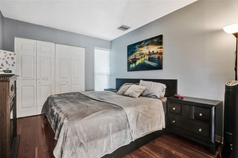 Casa en venta en Cooper City, Florida, 4 dormitorios, 195.28 m2 № 1898178 - foto 30