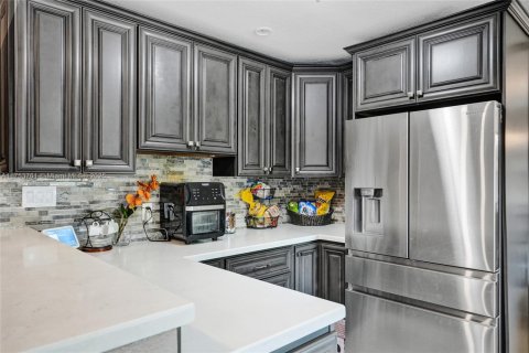 Casa en venta en Cooper City, Florida, 4 dormitorios, 195.28 m2 № 1898178 - foto 15