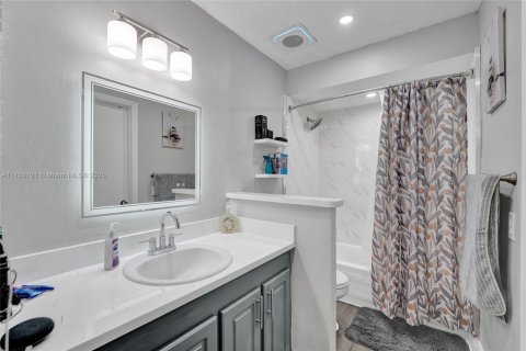 Casa en venta en Cooper City, Florida, 4 dormitorios, 195.28 m2 № 1898178 - foto 29