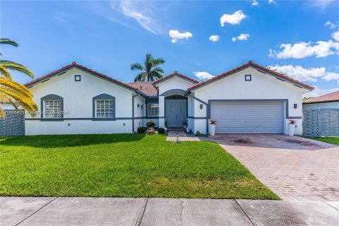 House in Homestead, Florida 4 bedrooms, 207.17 sq.m. № 1699726 - photo 2