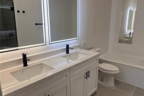 Villa ou maison à vendre à Boynton Beach, Floride: 2 chambres, 136.66 m2 № 1857253 - photo 4