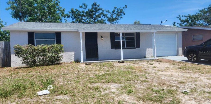 House in Port Richey, Florida 3 bedrooms, 95.88 sq.m. № 1750672