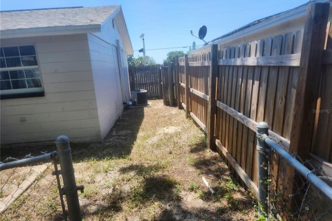House in Port Richey, Florida 3 bedrooms, 95.88 sq.m. № 1750672 - photo 22