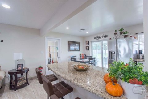 Casa en venta en Kissimmee, Florida, 2 dormitorios, 92.9 m2 № 2432580 - foto 18