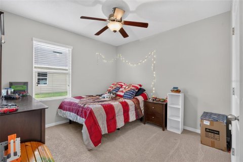 House in Wildwood, Florida 4 bedrooms, 193.52 sq.m. № 2203661 - photo 30
