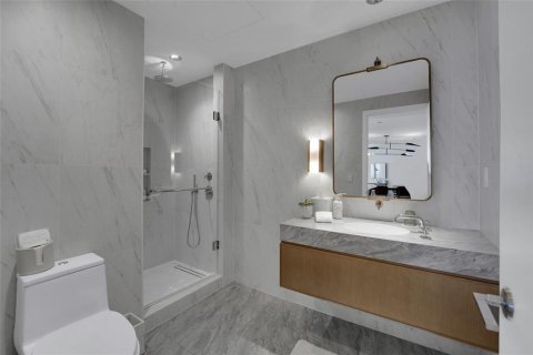 Copropriété à vendre à Fort Lauderdale, Floride: 2 chambres, 192.21 m2 № 2083095 - photo 28
