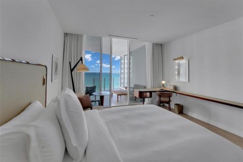 Copropriété à vendre à Fort Lauderdale, Floride: 2 chambres, 192.21 m2 № 2083095 - photo 17