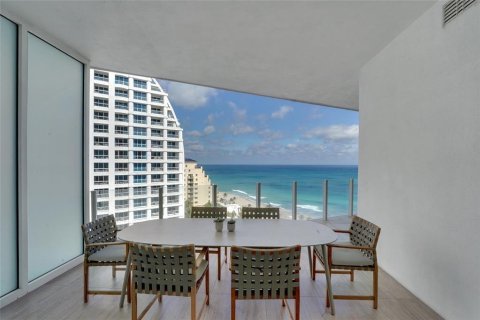 Copropriété à vendre à Fort Lauderdale, Floride: 2 chambres, 192.21 m2 № 2083095 - photo 27