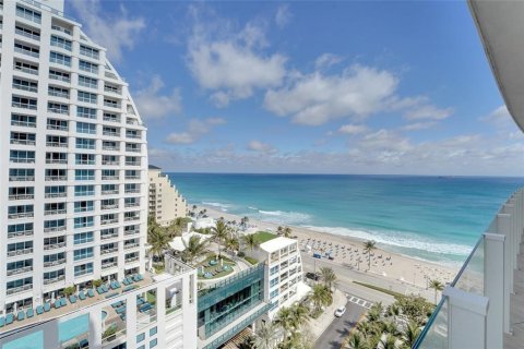 Copropriété à vendre à Fort Lauderdale, Floride: 2 chambres, 192.21 m2 № 2083095 - photo 30