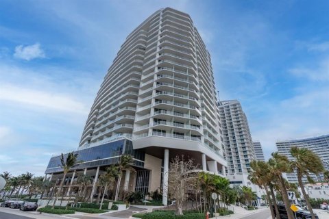 Copropriété à vendre à Fort Lauderdale, Floride: 2 chambres, 192.21 m2 № 2083095 - photo 14