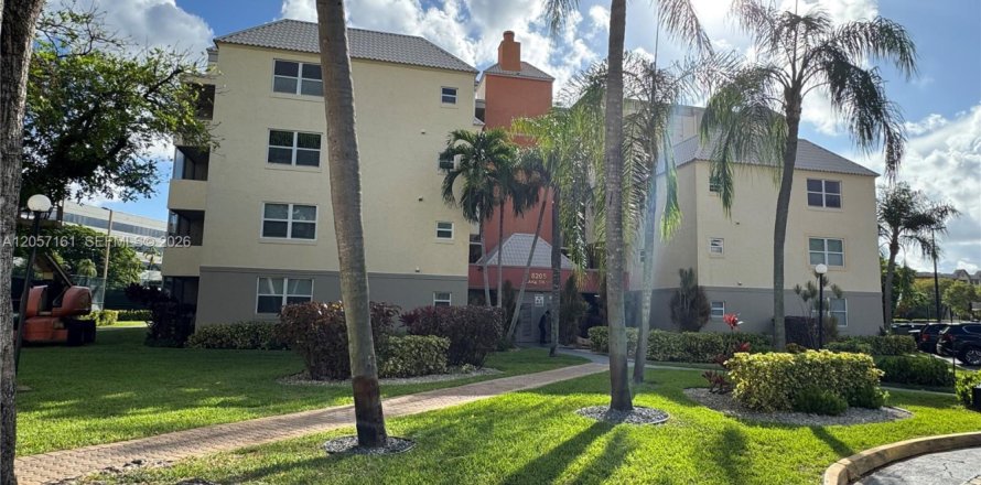 Condo à Doral, Floride, 1 chambre  № 2168105