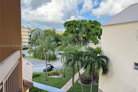 Copropriété à louer à Doral, Floride: 1 chambre, 75.25 m2 № 2168105 - photo 16