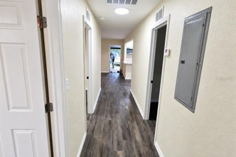 Villa ou maison à louer à Tampa, Floride: 3 chambres, 98.85 m2 № 2430643 - photo 19